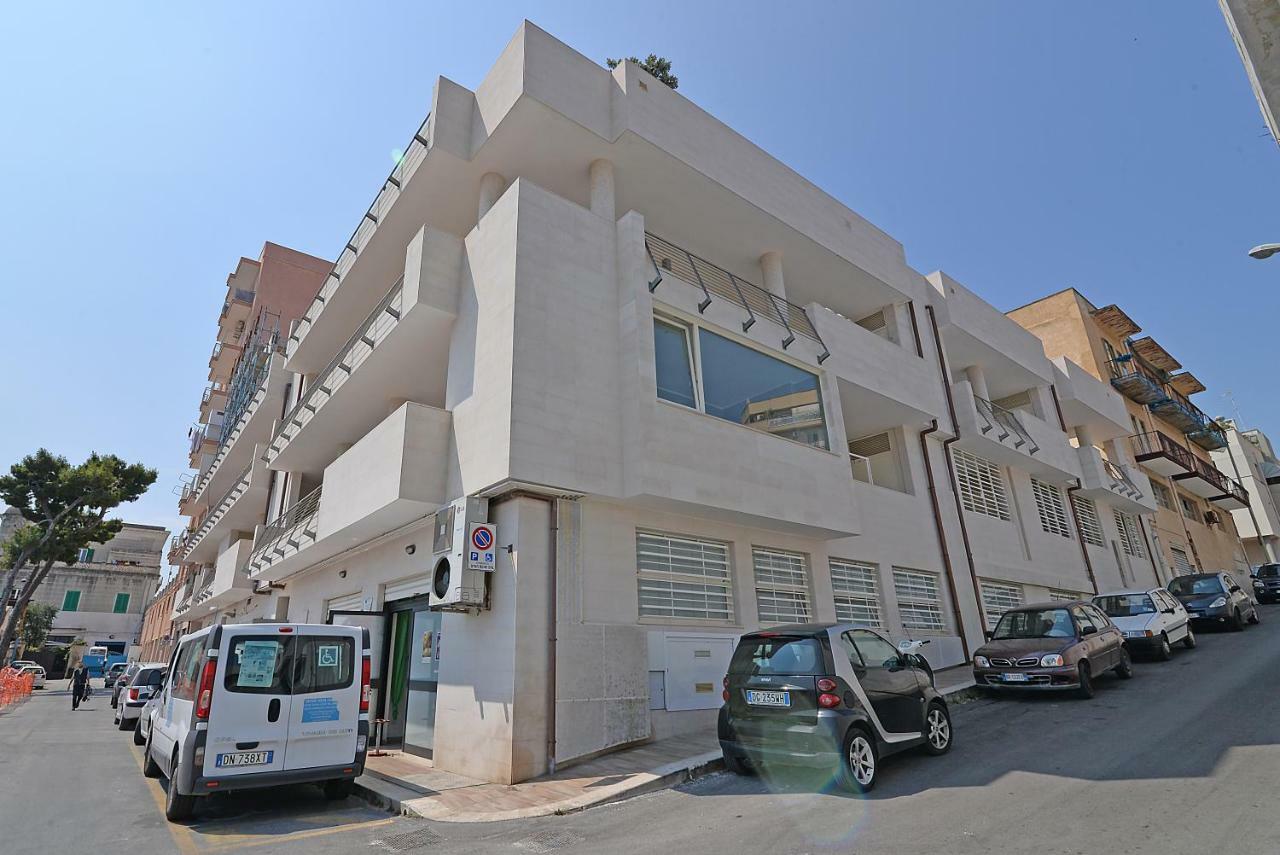Casa Roberta Acomodação com café da manhã Monopoli Exterior foto