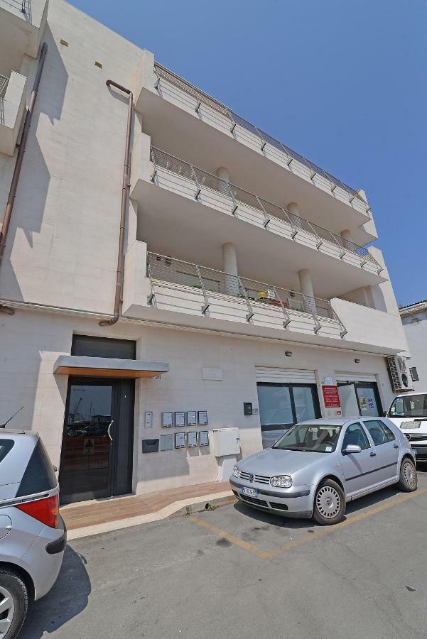 Casa Roberta Acomodação com café da manhã Monopoli Exterior foto